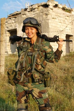 Голые военные женщины: 2322 лучших видео